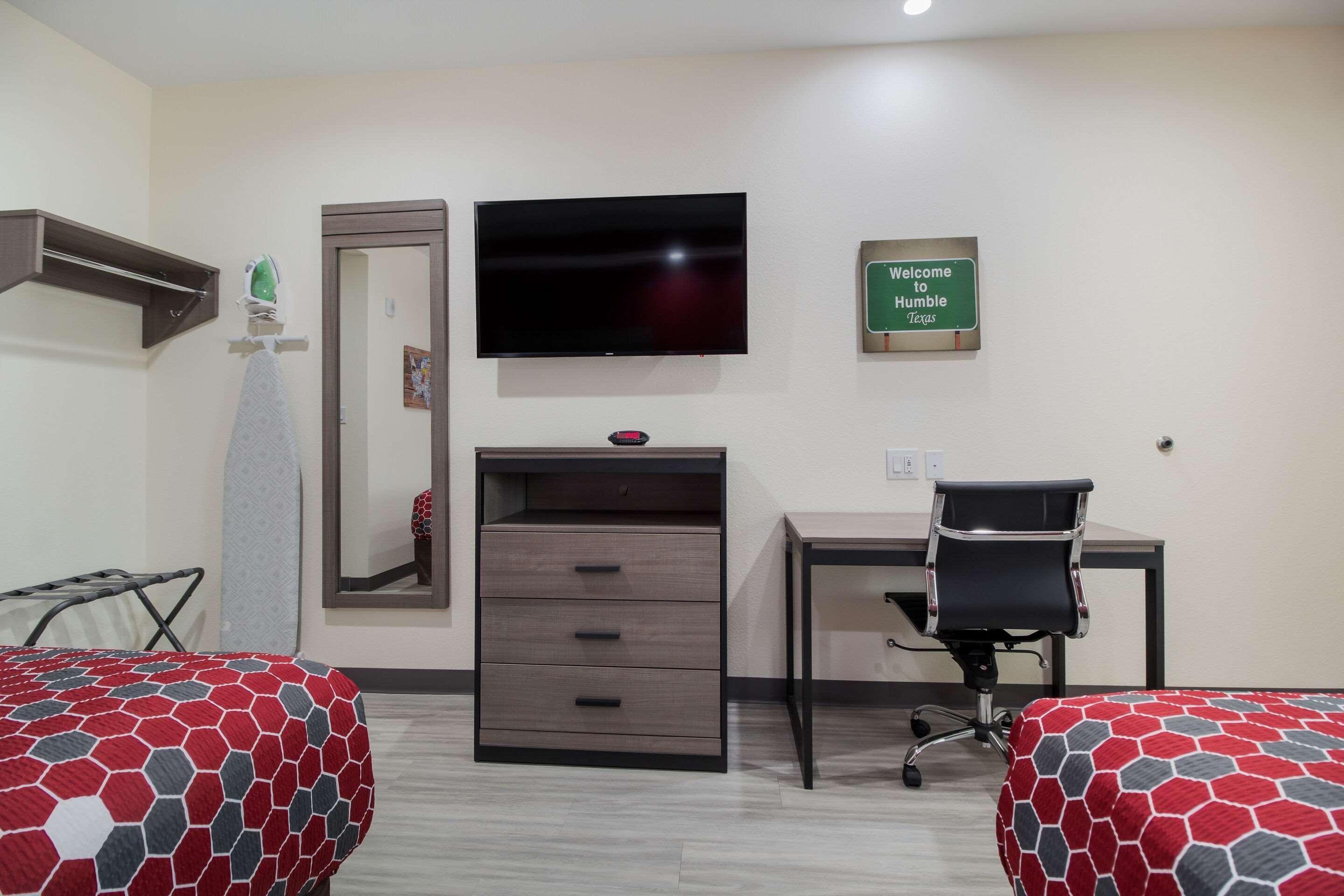 Regency Inn & Suites Humble Fm1960 - Iah Airport Екстериор снимка