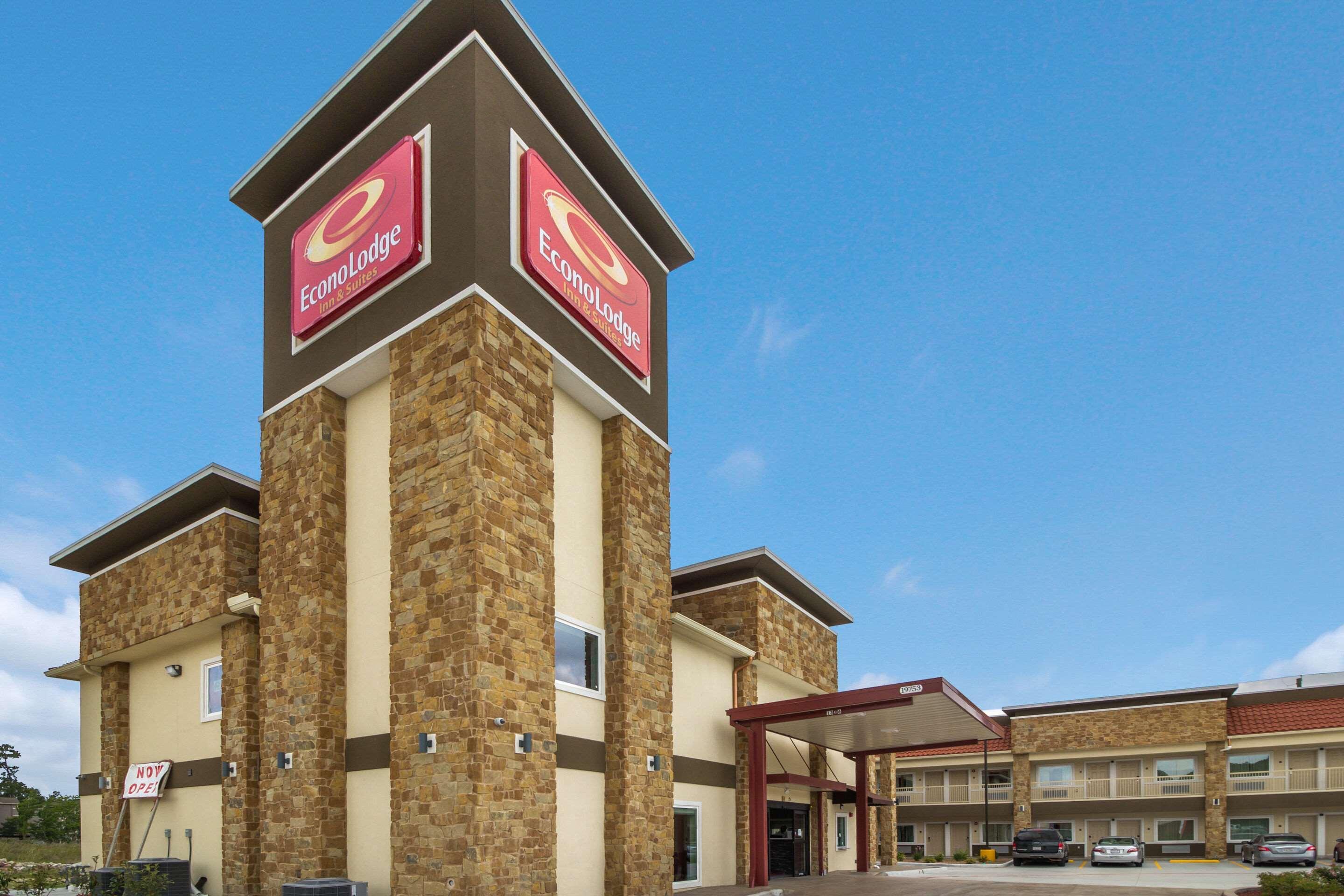 Regency Inn & Suites Humble Fm1960 - Iah Airport Екстериор снимка