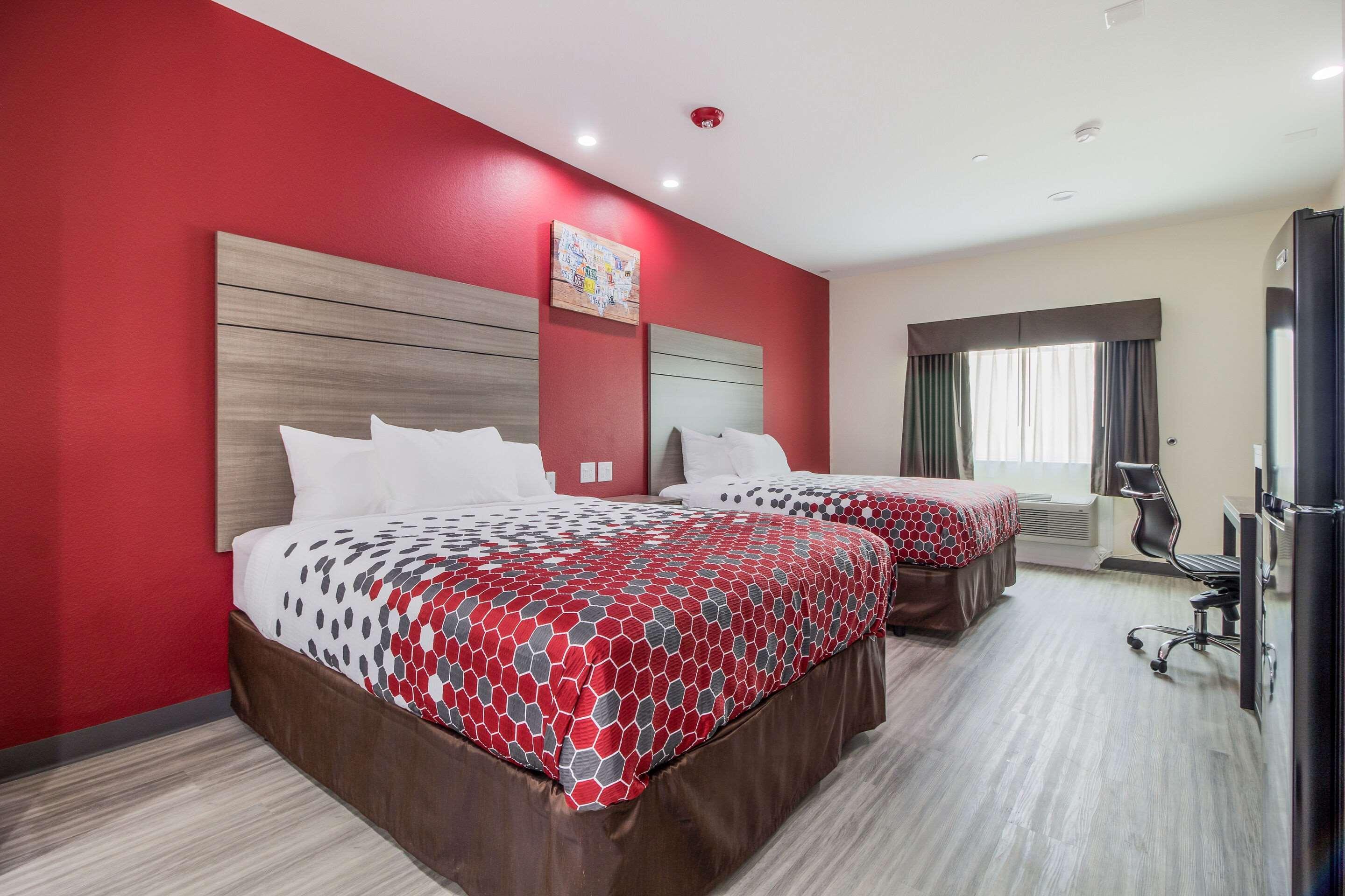 Regency Inn & Suites Humble Fm1960 - Iah Airport Екстериор снимка