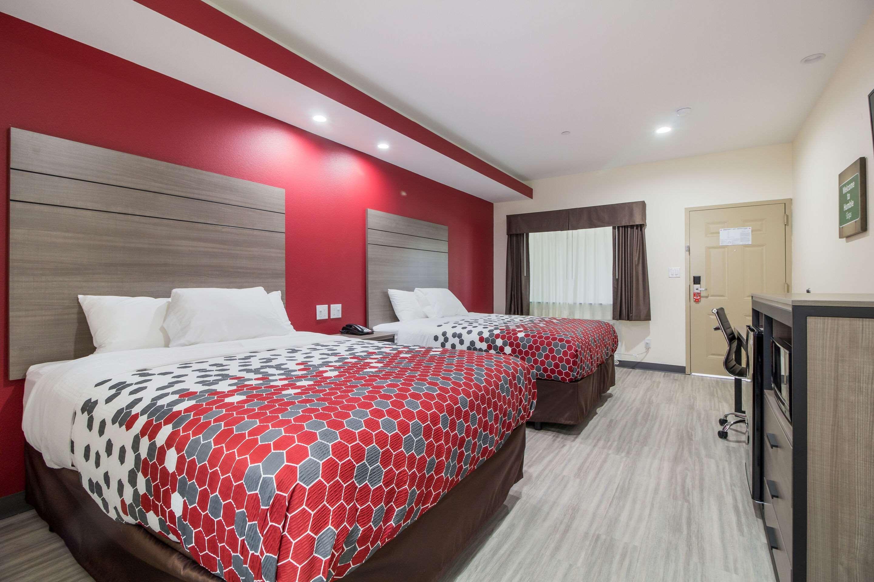 Regency Inn & Suites Humble Fm1960 - Iah Airport Екстериор снимка